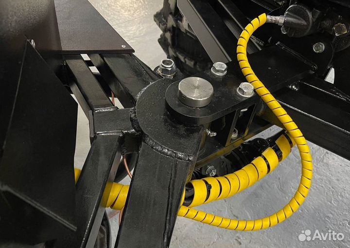 Квадроцикл переломка Ермак (Снегоболотоход)