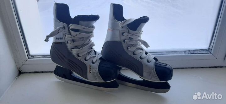Коньки хоккейные Larsen 39