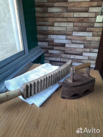 Утюг антикварный