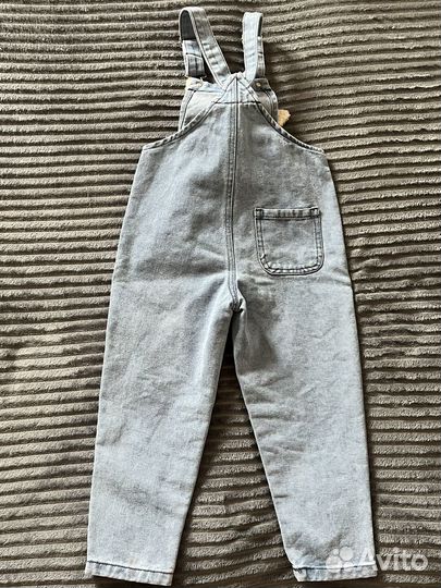 Джинсовый комбинезон