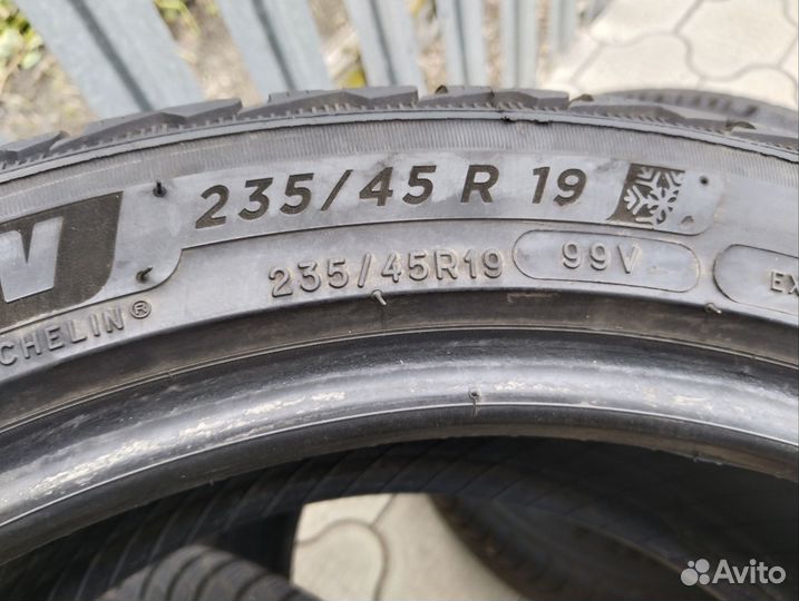 Michelin Pilot Alpin 5 235/45 R19 99V