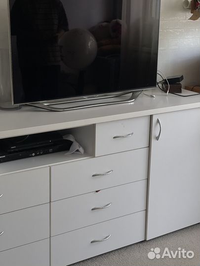 Тумба под телевизор белая матовая