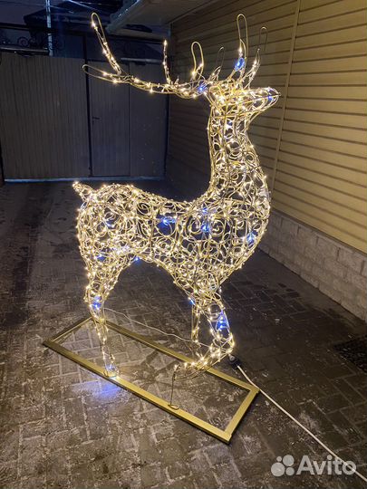 Олень новогодний светящийся (Ажурный)