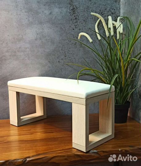 Стол/Подставка для маникюра. Новая