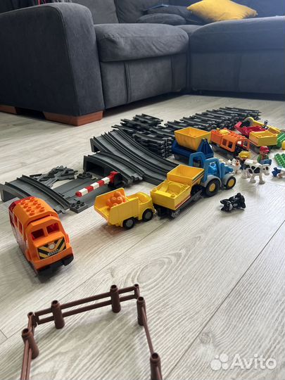 Lego duplo поезд