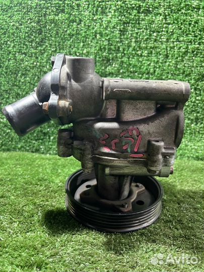 Помпа Suzuki Escudo TL52W J20A 2003
