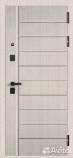 Дверь входная в квартиру