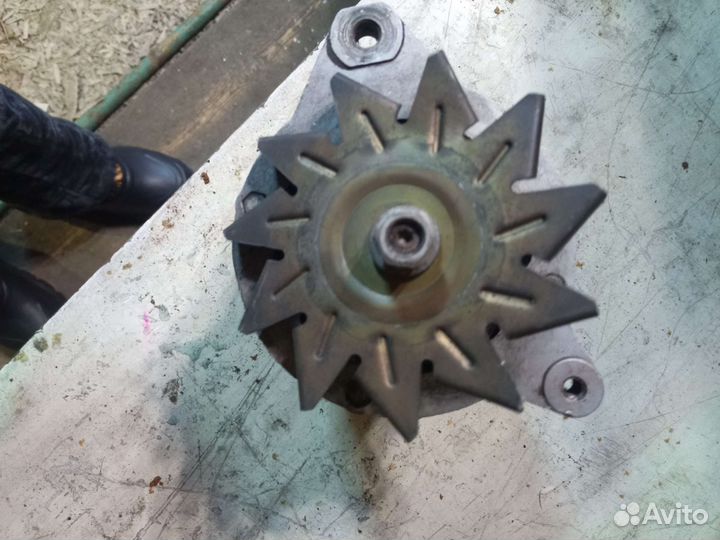 Генератор Кзатэ 665.3701-01