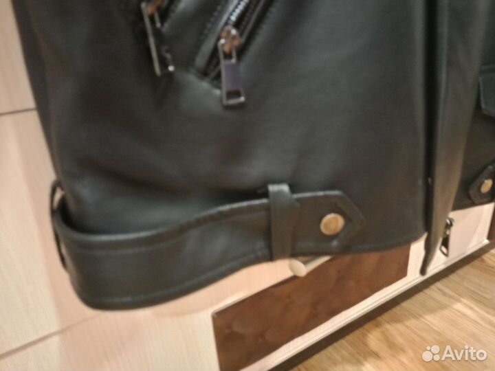 Куртка кожаная женская