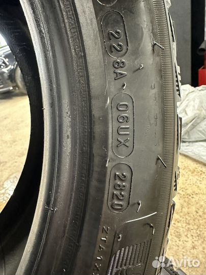 Michelin X-Ice North 4 225/45 R17 94T