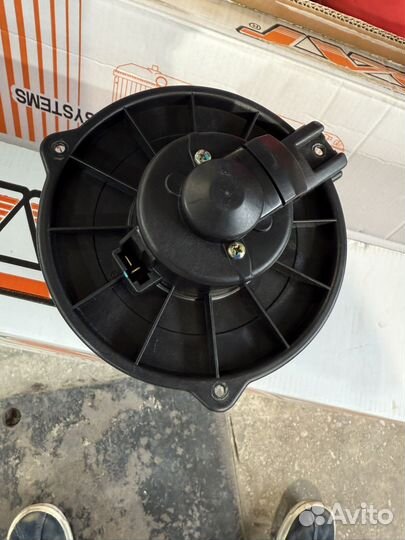 Вентилятор печки toyota avensis 2