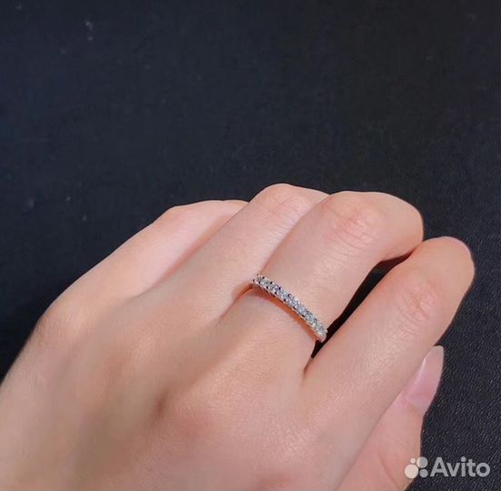 Золотое кольцо с бриллиантами