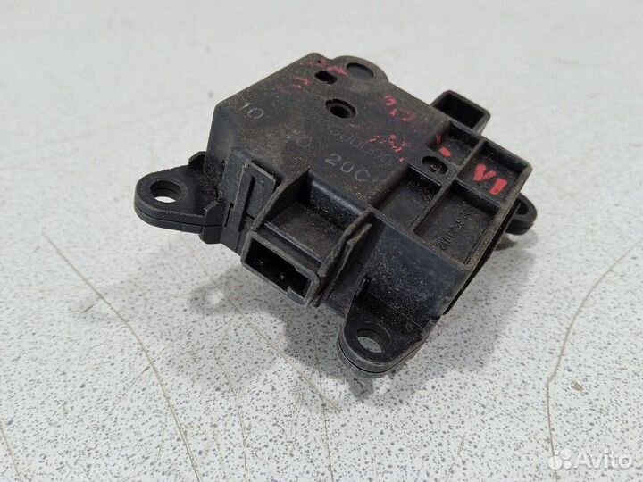 Моторчик заслонки печки