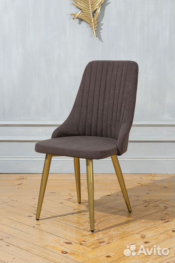 Мягкий стул со спинкой