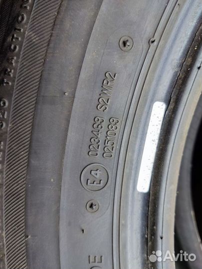 Bridgestone Turanza T001 215/60 R16