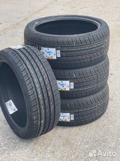 Arivo Ultra ARZ5 245/40 R20