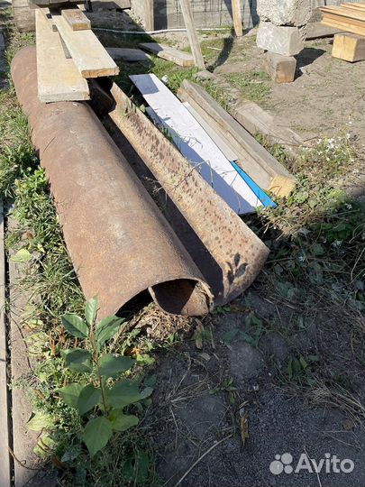 Труба металлическая половина