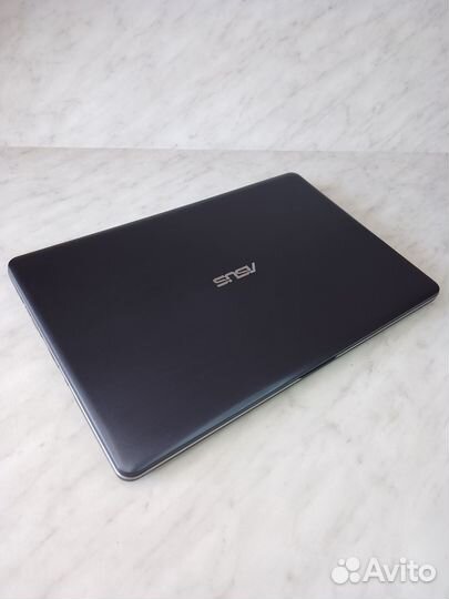 Asus i7-7gen/озу-16гб/Для Игр/Работы/Учебы/FullHD