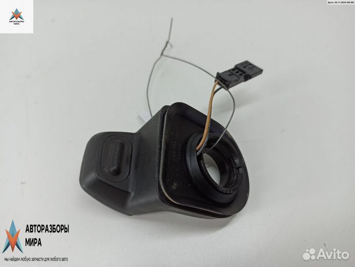 Кнопка открытия багажника BMW 5 F07/F10/F11 рест