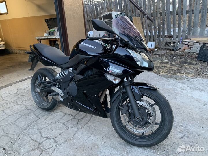 Kawasaki Ninja 400r 2011 года