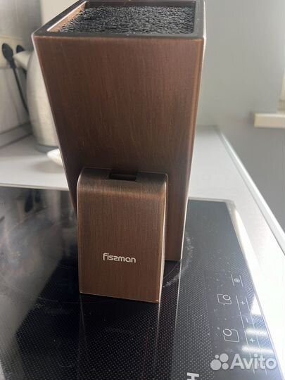 Подставка для ножей