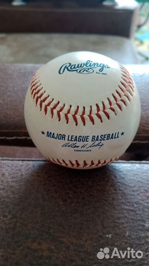 Бейсбольный мяч