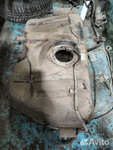 Топливный бак Лада калина