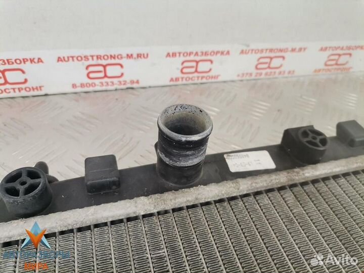 Радиатор (основной) Peugeot 407 2005 1330V3