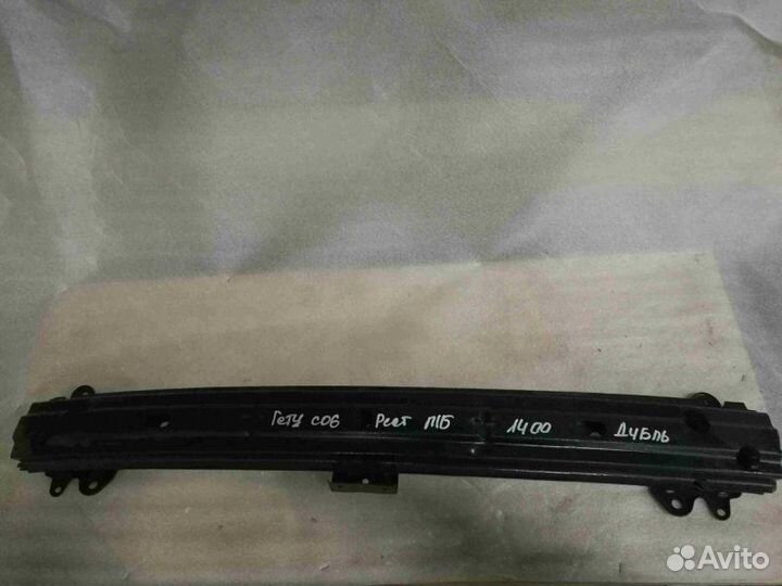 Усилитель бампера передний Hyundai Getz 2006