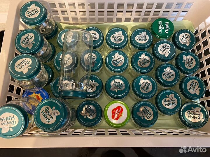 Пустые баночки из под детского питания