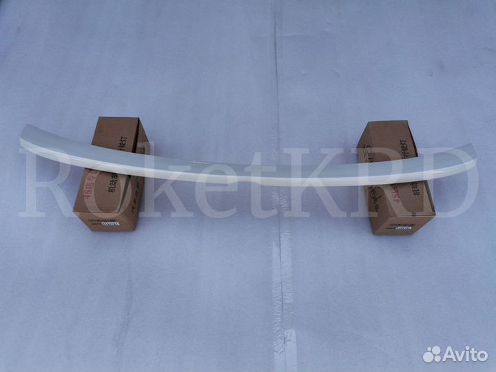 Спойлер Toyota Corolla 180 белый