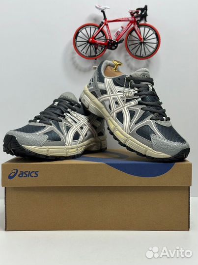 Кроссовки Asics