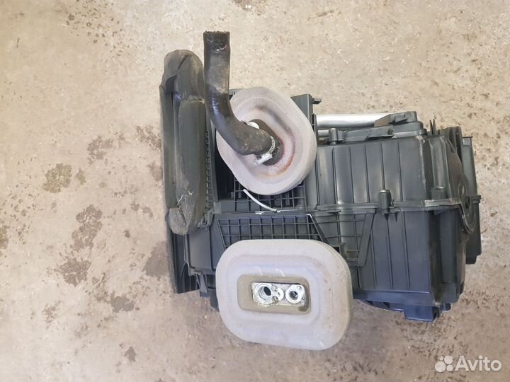 Корпус печки Nissan Almera G15