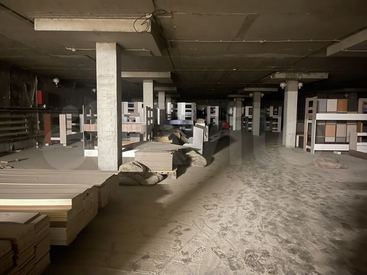 Склад, 1300 м²