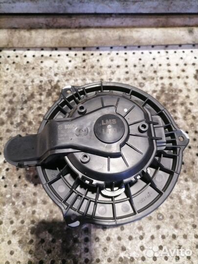 Моторчик отопителя Hyundai ix35