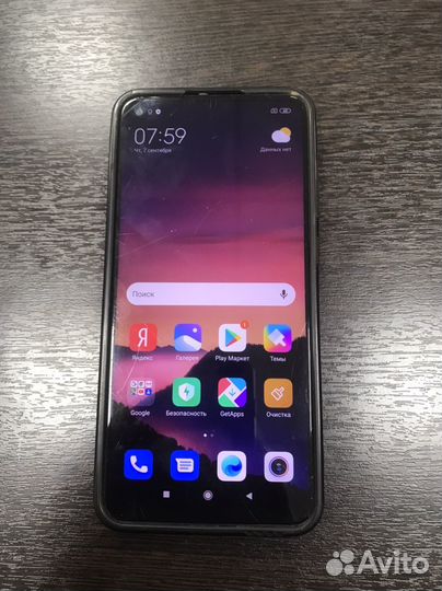 Телефон Redmi Note 9