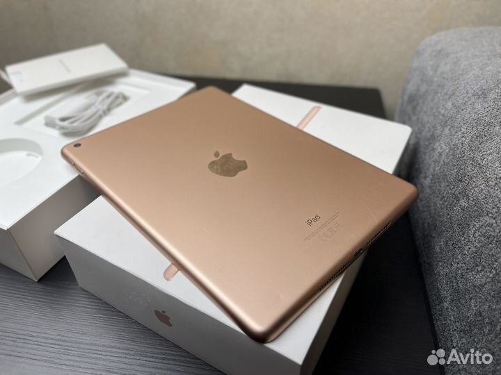 iPad 6th 2018 A1893 32gb Wi-Fi Gold