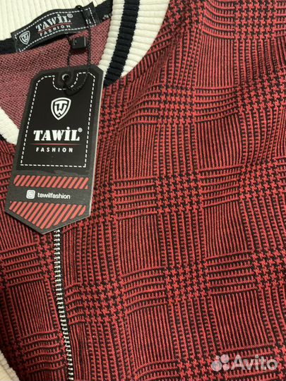 Спортивный костюм в клетку