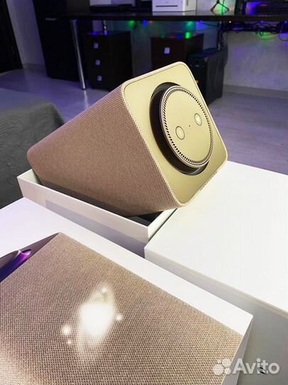 Яндекс станция макс на подписке