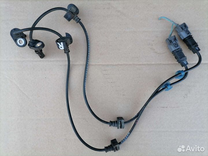 Задний правый датчик ABS Honda civic 4d
