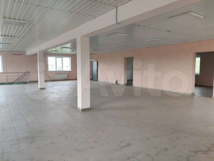 Свободного назначения, 700 м²