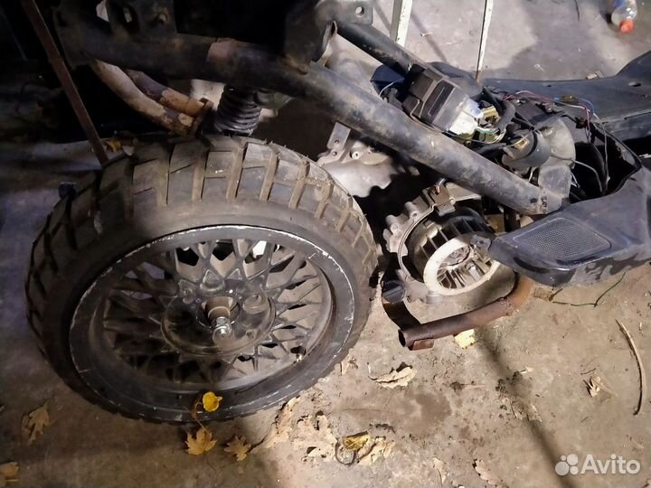 Запчасти на скутер