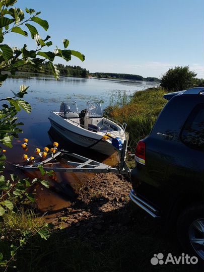 Моторная лодка