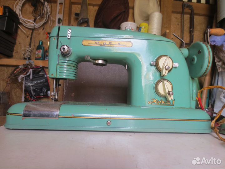 Раритетная швейная машинка «Тула, модель 1»