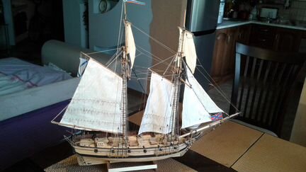 Модель шхуны 