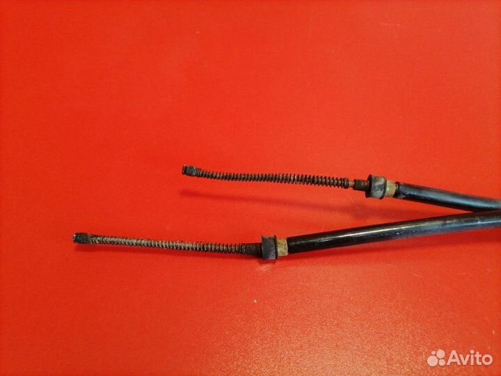 Трос стояночного тормоза Volkswagen Polo 612 cfna