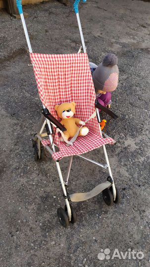 Продается летняя прогулочная коляска трость