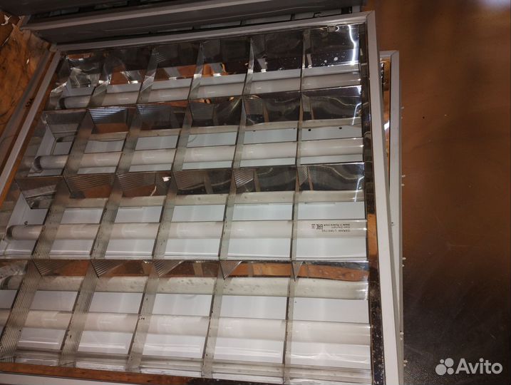 Светильник потолочный