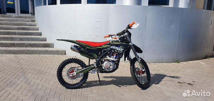 Кроссовый мотоцикл BSE Z7 300e