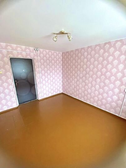 Комната 12,9 м² в 1-к., 2/5 эт.